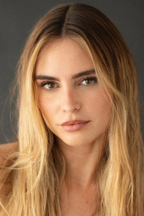 Jулиа Реина