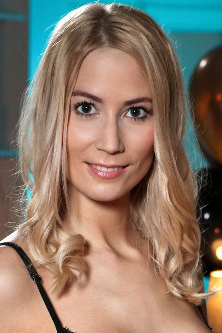 Схарон Wхите