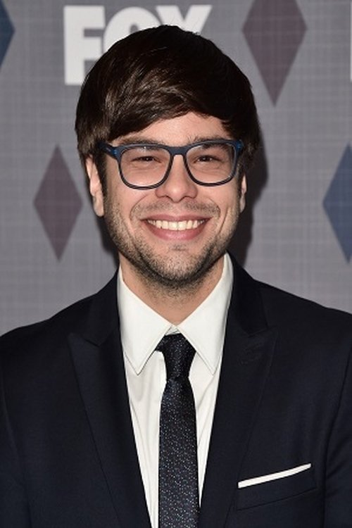 Цхарлие Саxтон