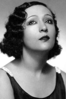 Целиа Монталвáн