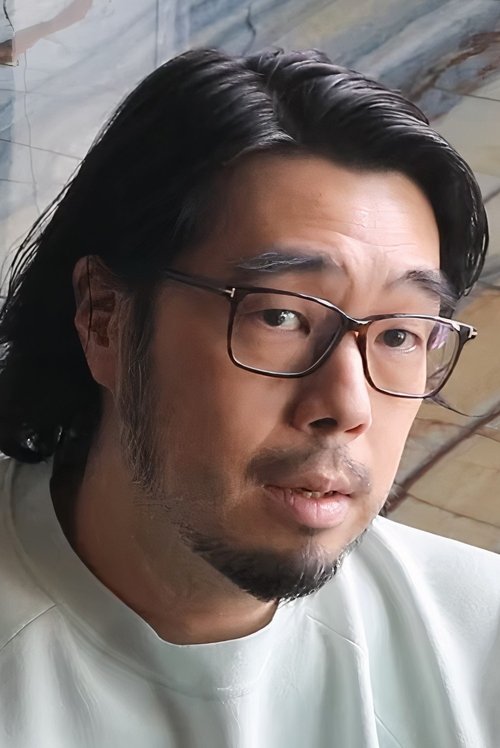 Рой Цхоw Хин-Йеунг