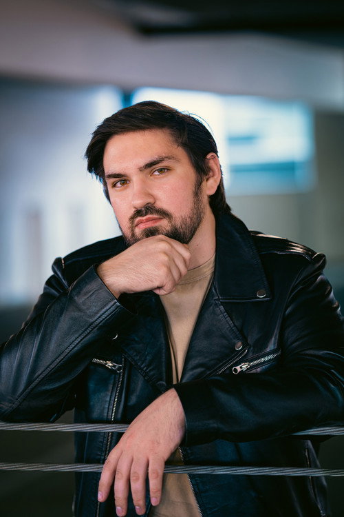 Степхен Jанузик