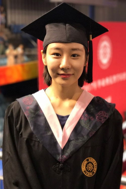 Дэн Линьлинь