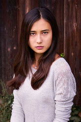 Jулиа Строwски