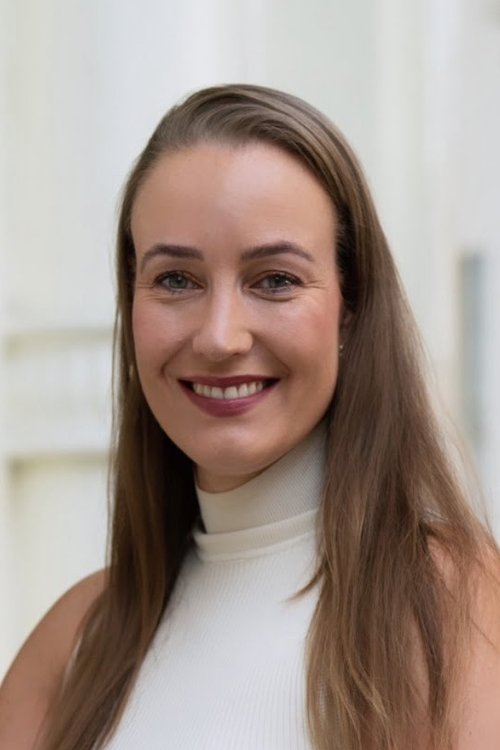 Айлеен Цхарлотте