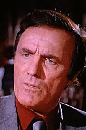 Jамес Луиси