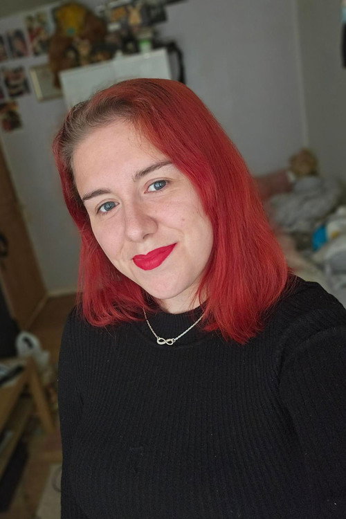 Ангела Цаллер