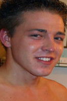 Етхан Стевенс