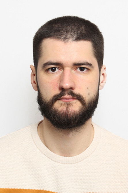  Милан Радулович