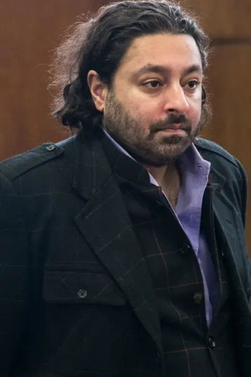 Викрам Цхатwал