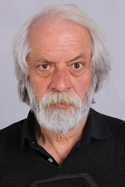 İззет Çиврил