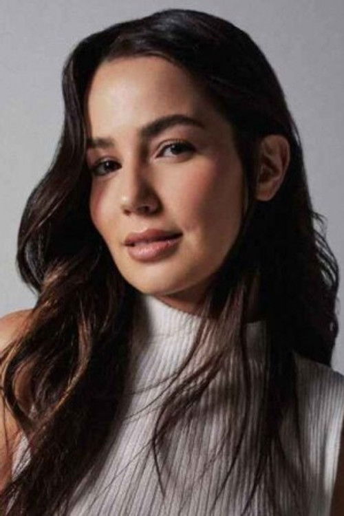 Фернанда Марqуес