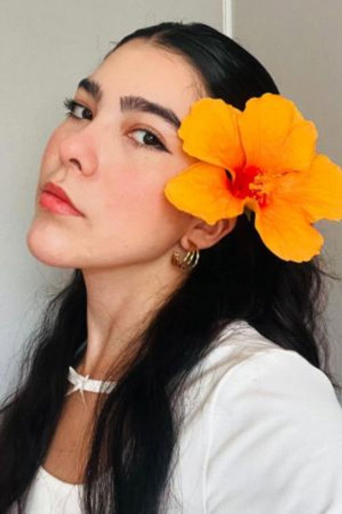 Хелена Хирата