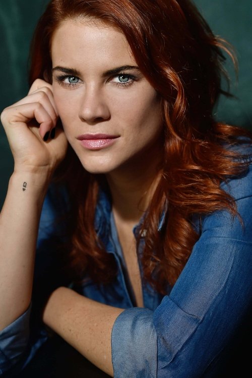  Кортни Хоуп