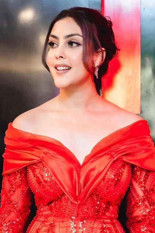 Супуспа Бхатта