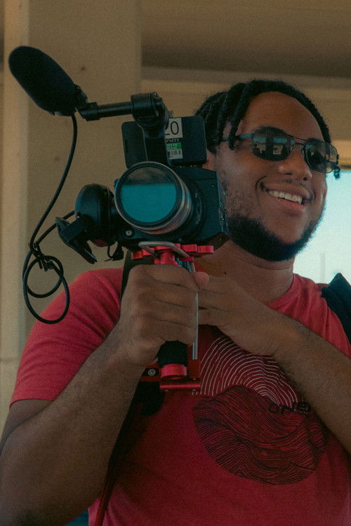 Тхеарй Рхинес