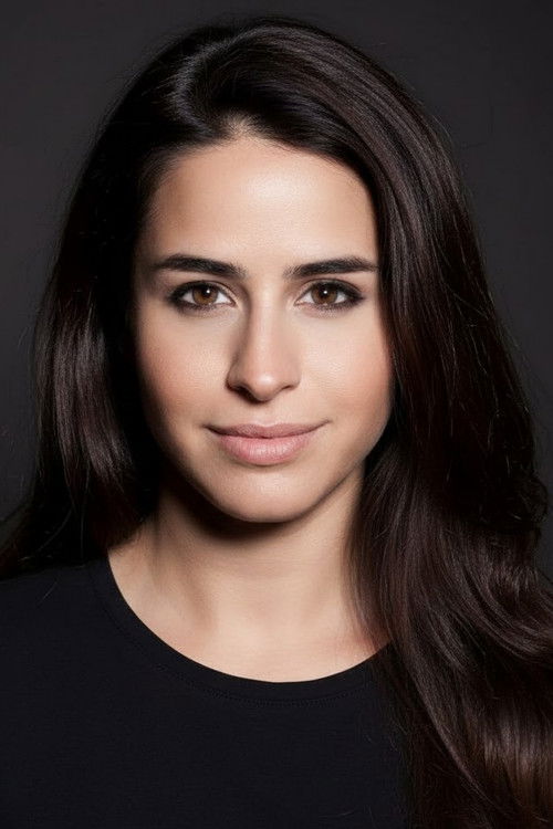 Бüşра Пекин