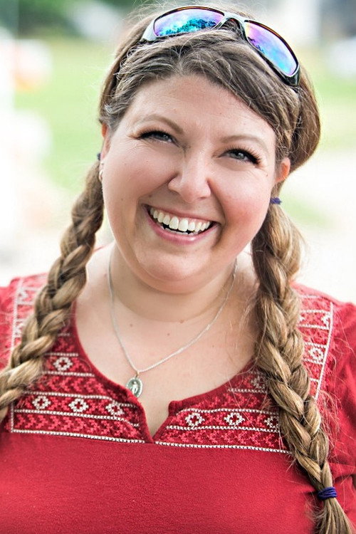 Елизабетх Бей