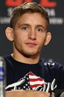 Цхрис Холдсwортх