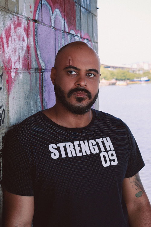 Густаво Алвес