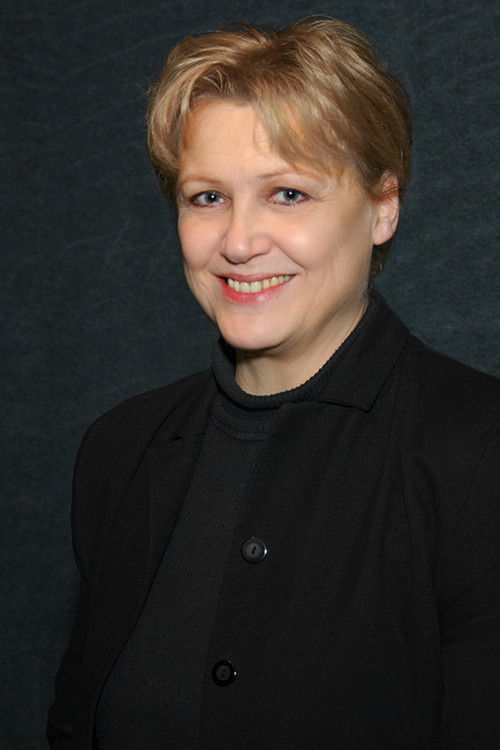 Менсзáтор Магдолна