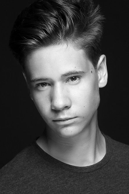 Гуиллермо Естрелла