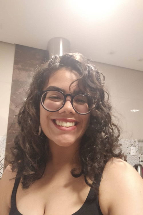 Алессандра Соарес