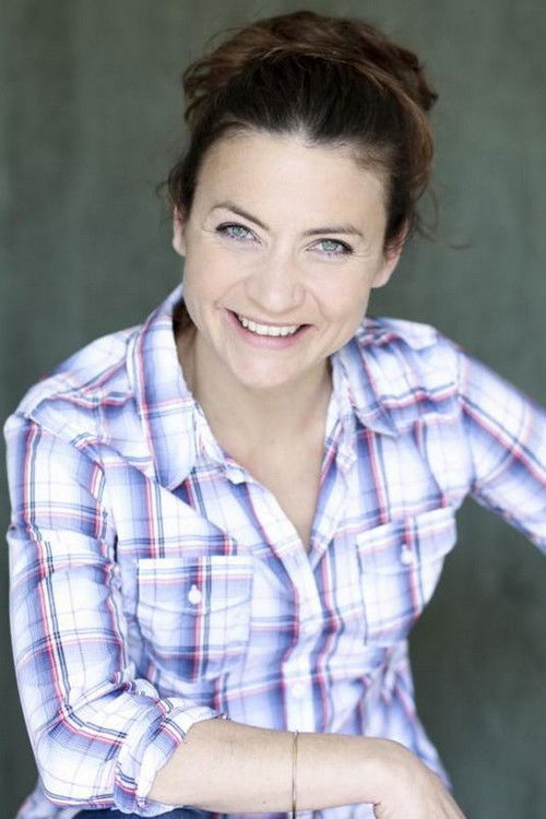 Анне Цазенаве