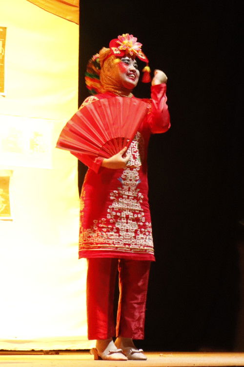 Алийах Андина