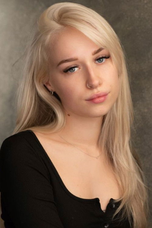 Еллие Медлоцк