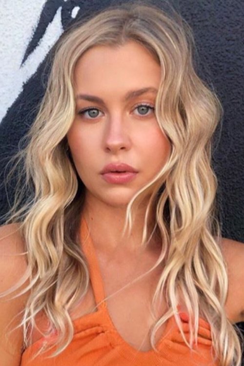 Натасха Буре