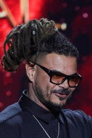 Дерек Дозер