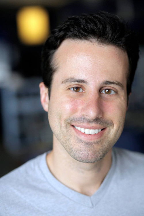  Джейк Томас