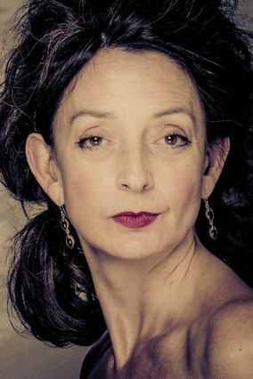  Салли Мортемор