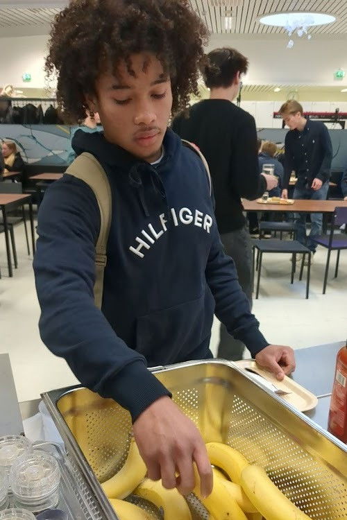 Даниел Хйвöнен