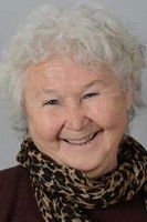 Емине Гüлсüм Гöзнüмер