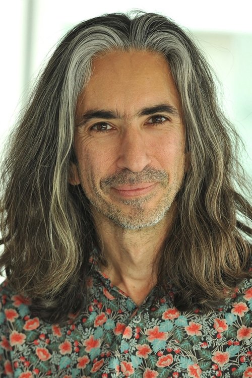 Ананд Туцкер