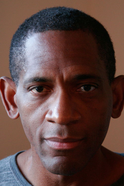 Нобле Jонес