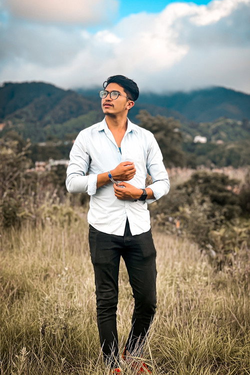 Йогендра Карки