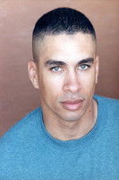 Бйрон Броwне