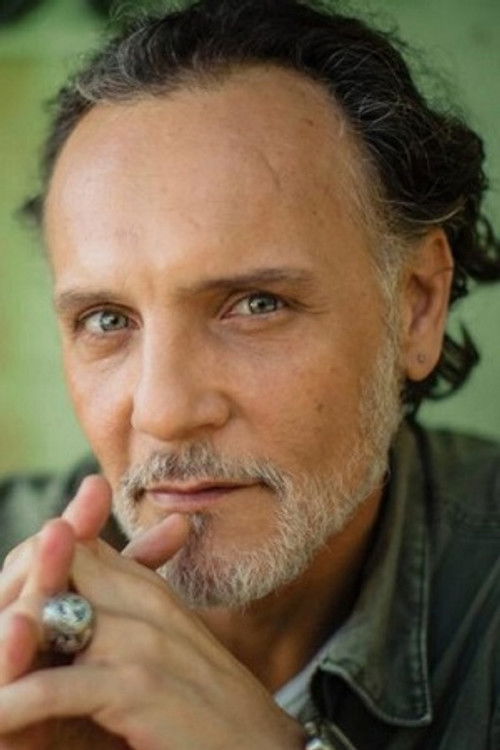 Густаво Новаес