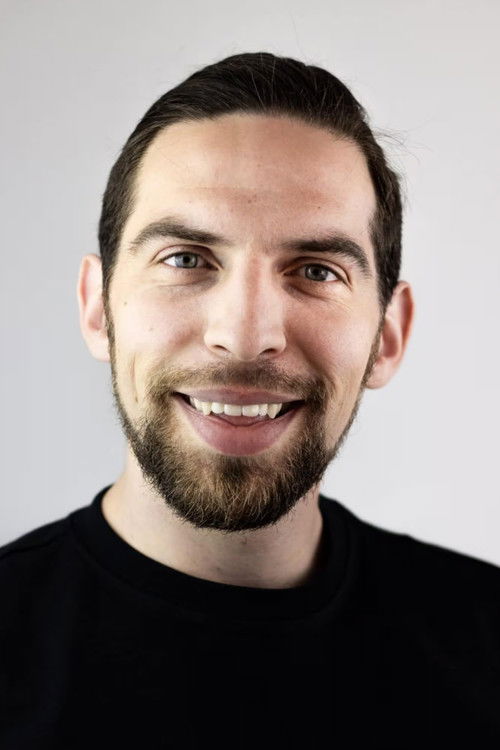 Иван Николов