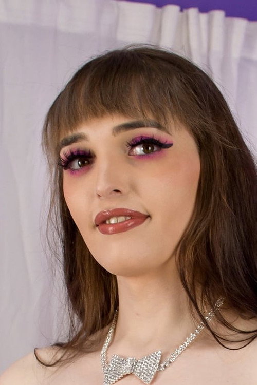 Белла Батес