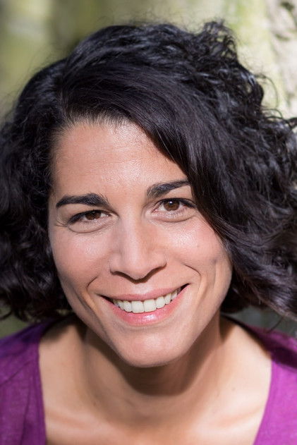 Кахена Саигхи