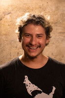 Луцас Валеси