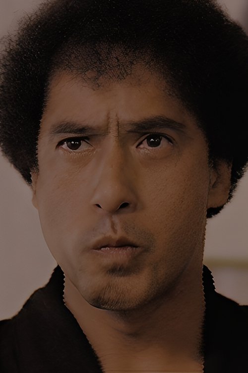 Jамес Йи Луи