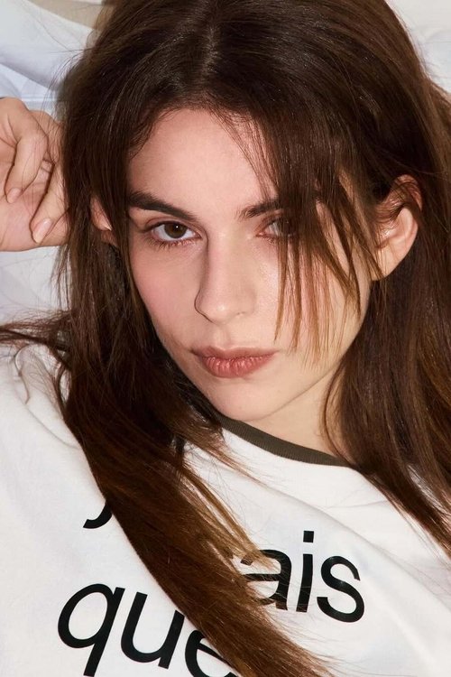  Адель Кастийон