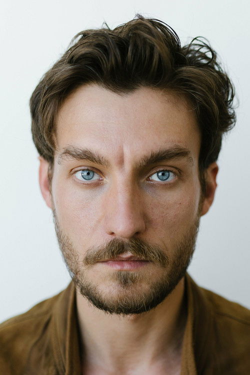 Виктор Михайлов