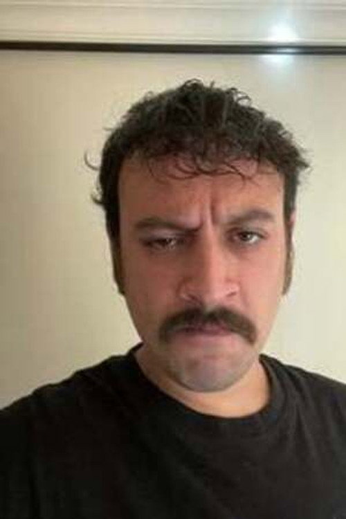 Енис Киразоğлу