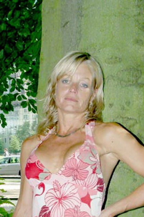 Исабелле Син